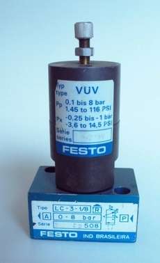 Amplificador (VUV) + válvula pneumática (LC-3-1/8)