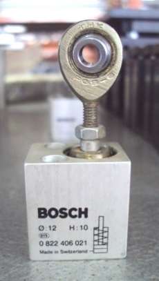 marca: Bosch modelo: 0822406021 12X10mm O cilindro pode ser vendido com/sem a rótula.