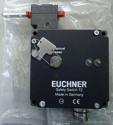 marca: Euchner modelo: TZ1LE024RC18VAB estado: novo