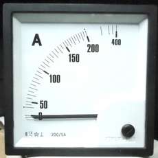 Amperímetro (escala: 0-400AMP)